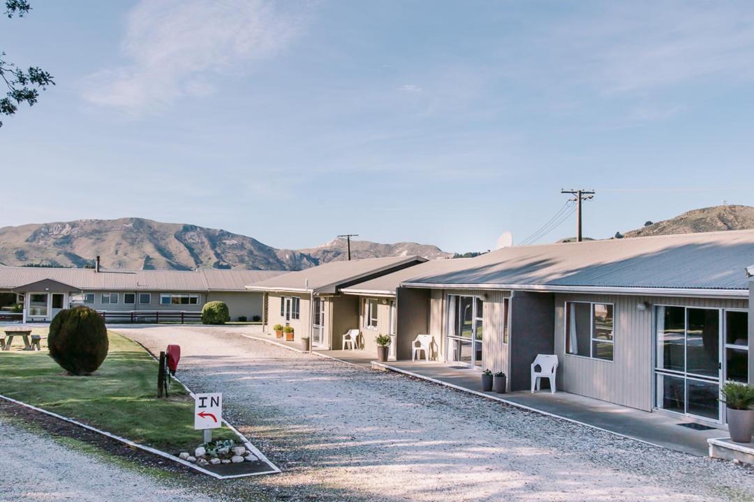 Flaxbourne Motels Ward Exterior foto